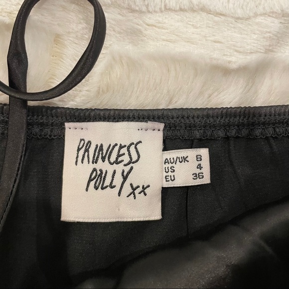 Princess Polly Sweetheart Crop Top - Picture 3 of 3